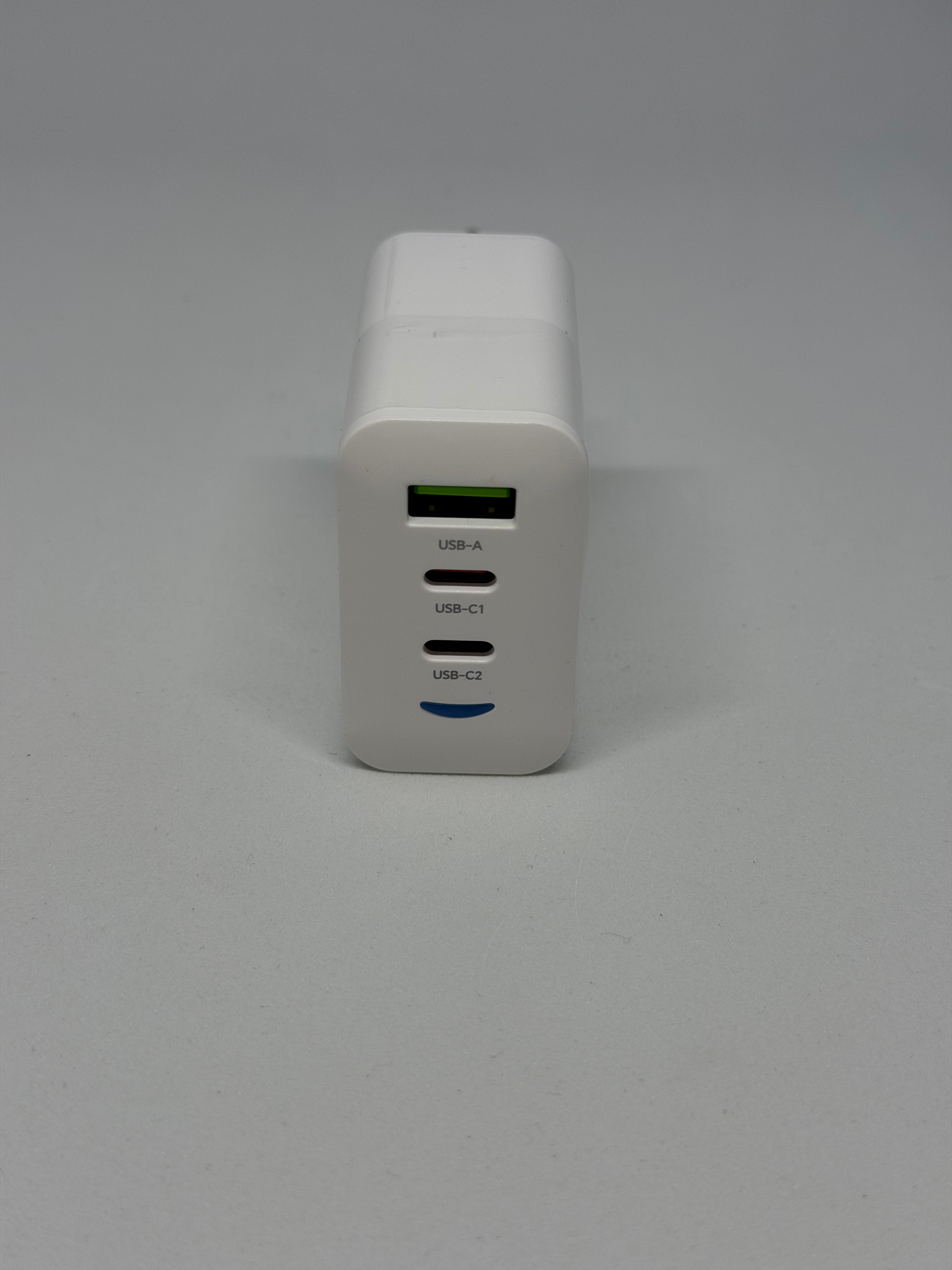 Chargeur rapide 65W – 3 ports ⚡